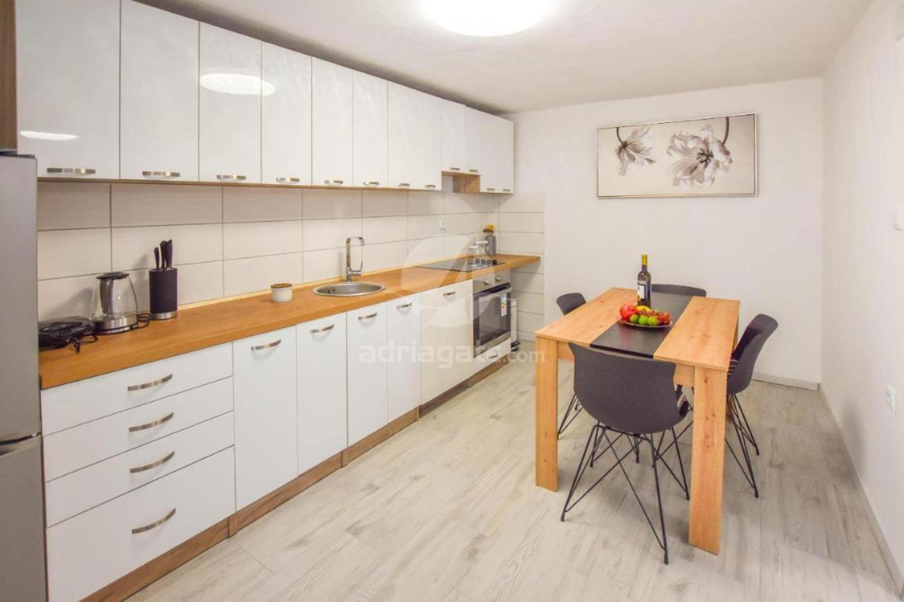Suite Apartment Toni Poljana  Exterior photo